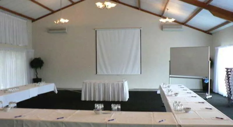 Quality Hotel Robertson Gardens Brisbane 4*,  Australia