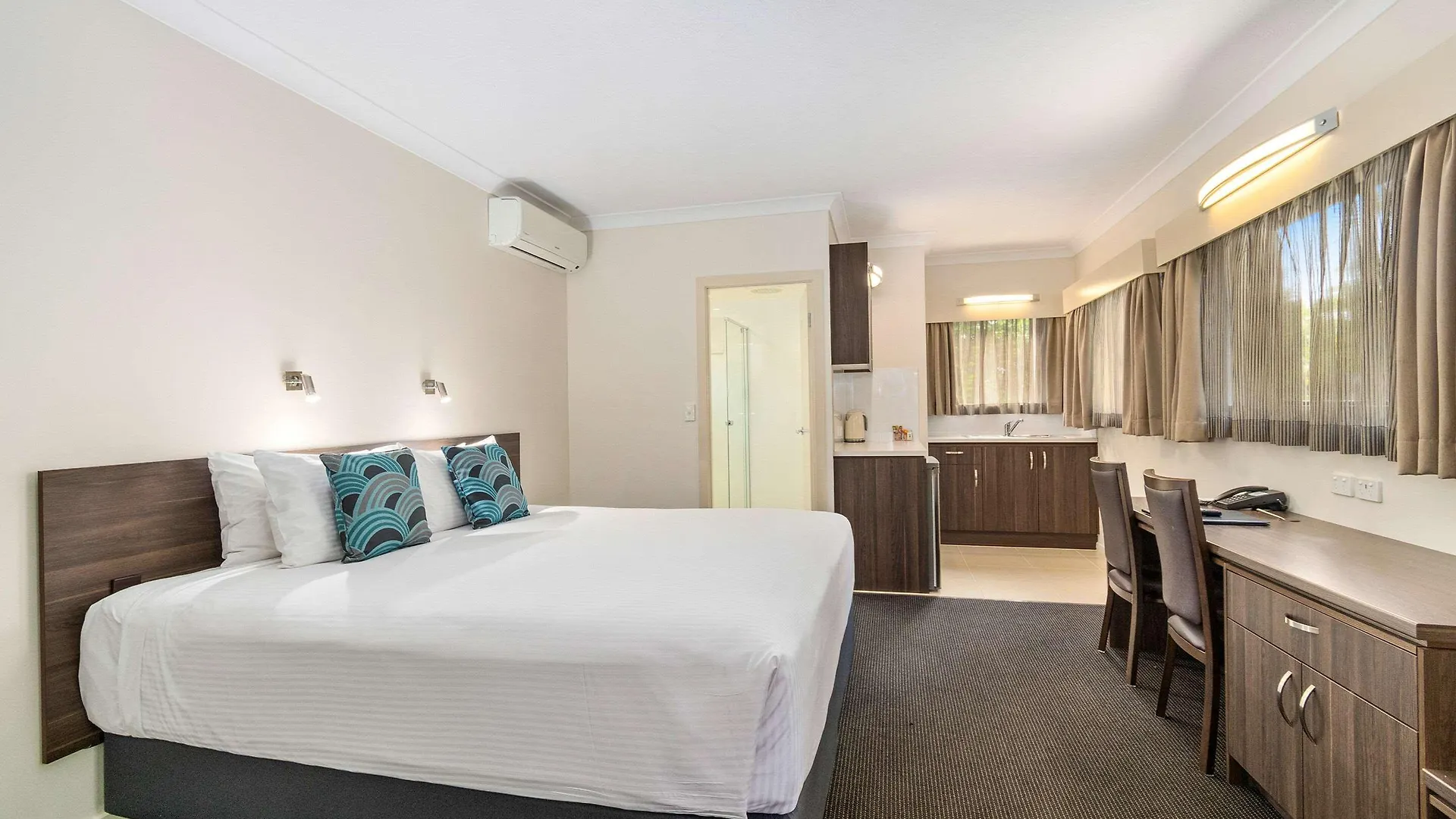 Quality Hotel Robertson Gardens Brisbane