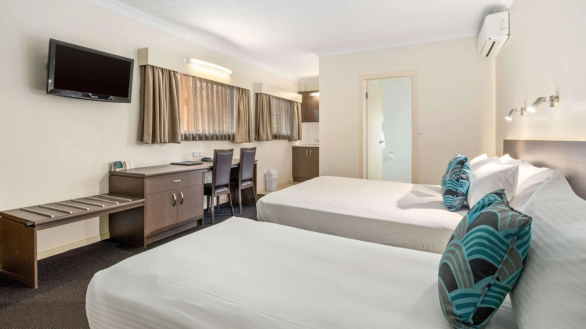 Quality Hotel Robertson Gardens Brisbane