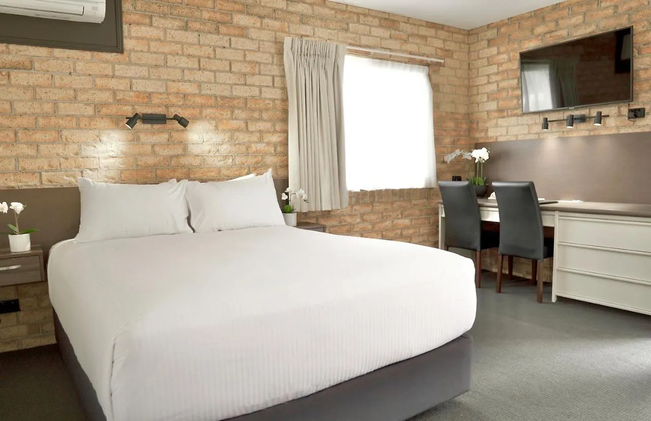 Quality Hotel Robertson Gardens Brisbane 4*,