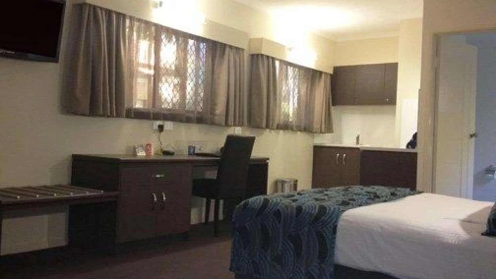 Quality Hotel Robertson Gardens Brisbane