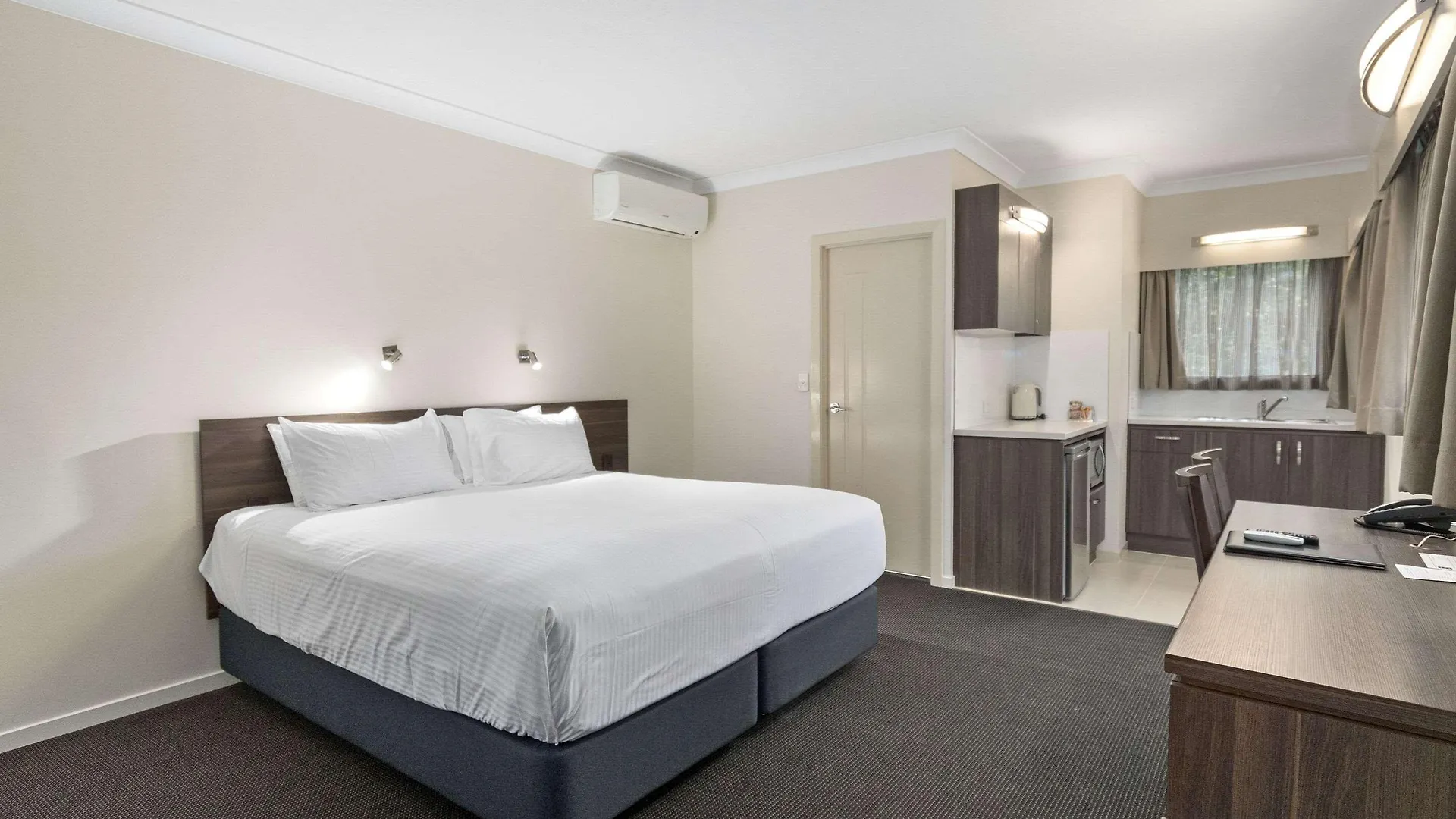 Quality Hotel Robertson Gardens Brisbane