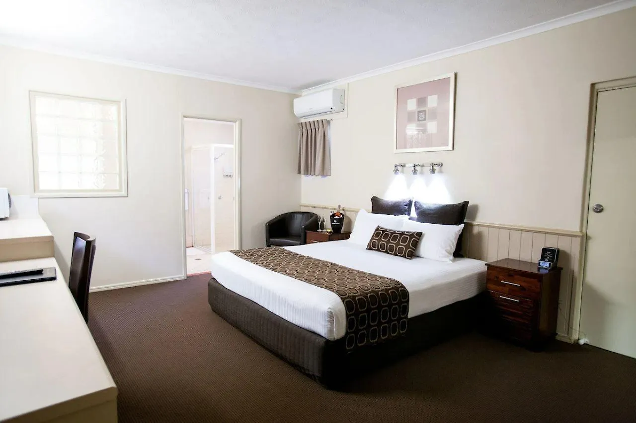 Quality Hotel Robertson Gardens Brisbane 4*,