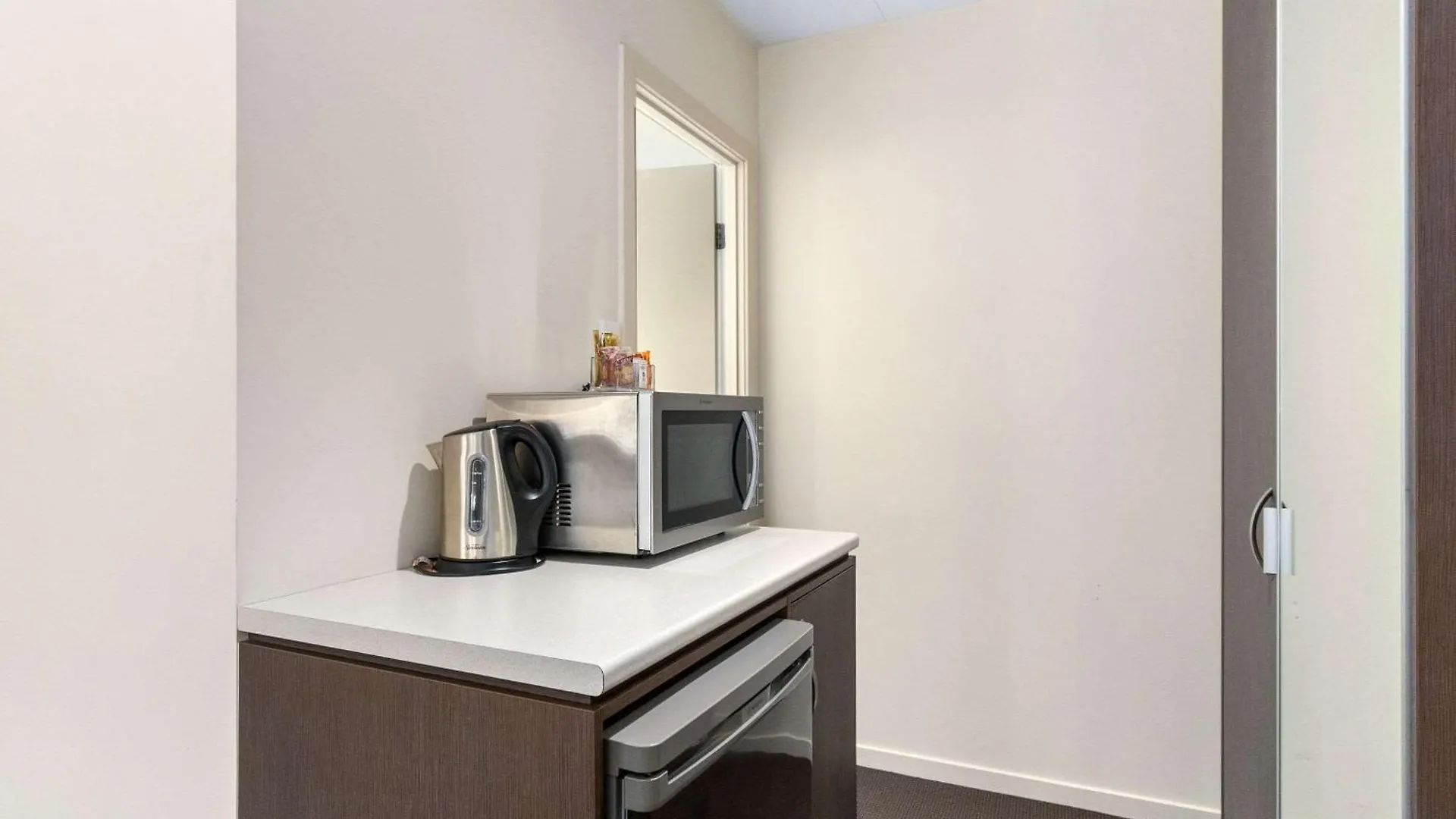 Quality Hotel Robertson Gardens Brisbane